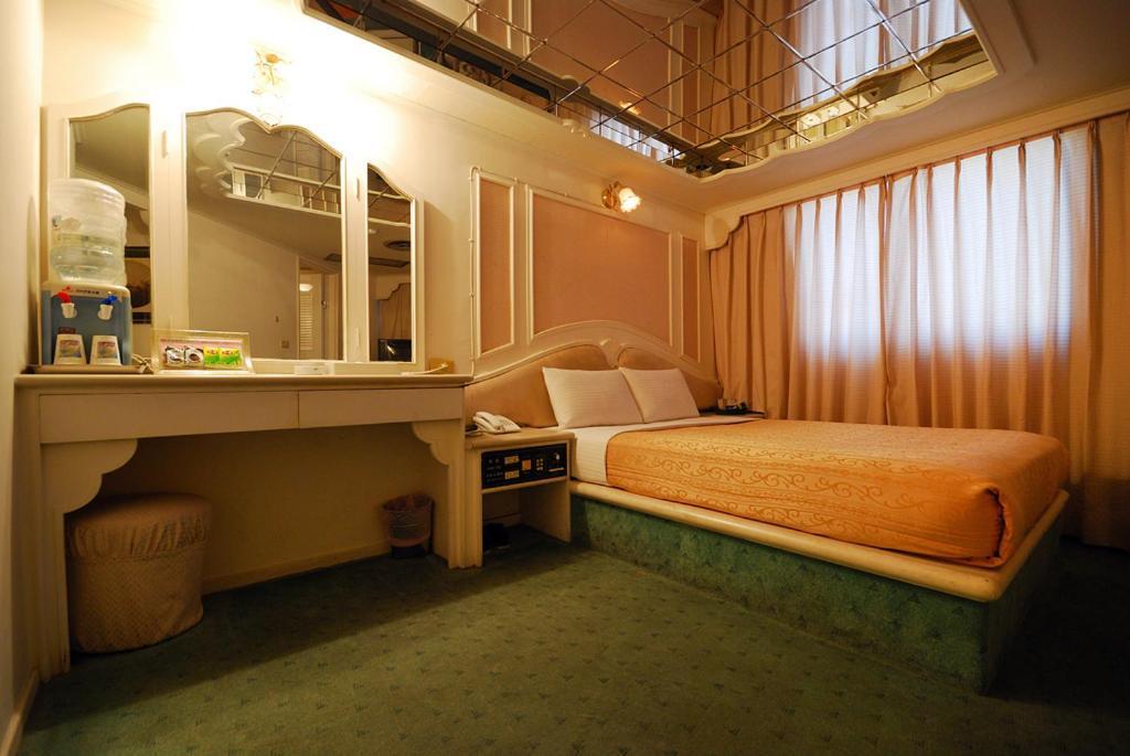 On Sight Inn Taichung Zimmer foto