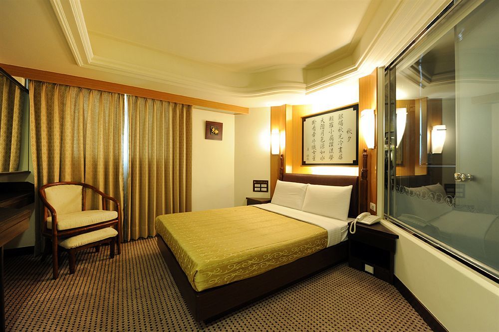 On Sight Inn Taichung Exterior foto